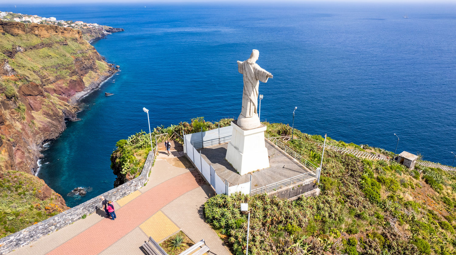 Cristo Rei, Caniço, Madeira