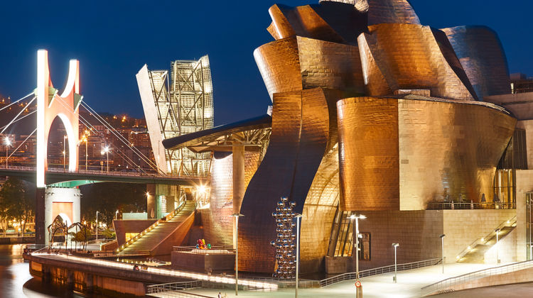 <p><strong>Bilbao, Spain: 8:00 AM - 5:00 PM</strong></p>