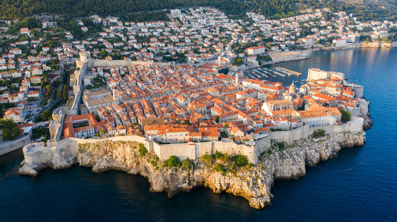 <p><strong>Dubrovnik, Croatia (8:00 AM - 8:00 PM)</strong></p>