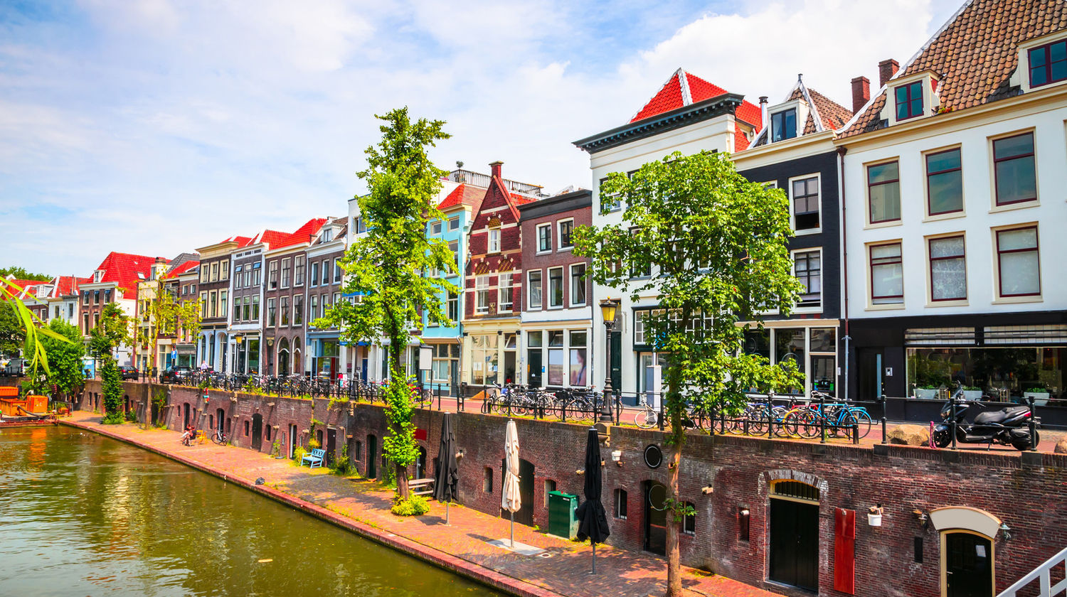 Hidden Corners & Local Life