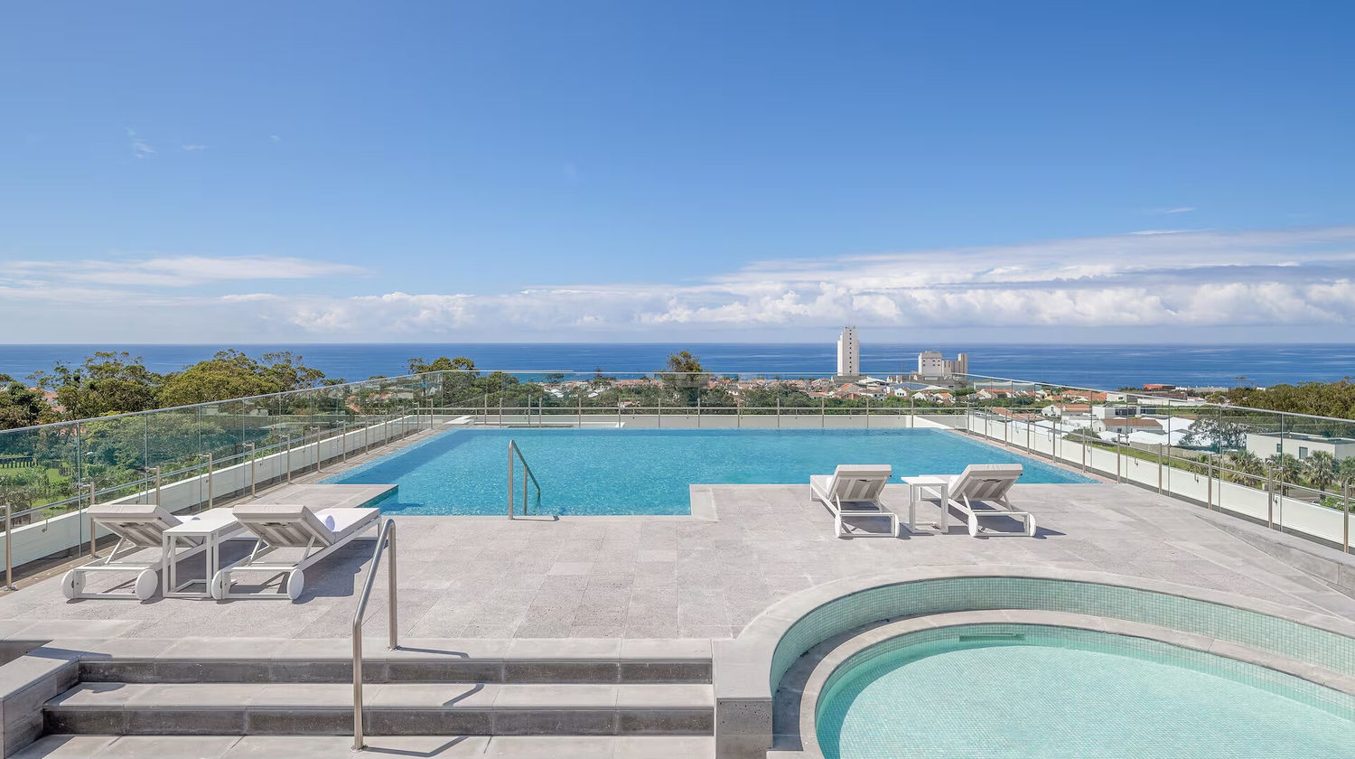 Rooftop Pool, Doubletree by Hilton Lagoa Azores
