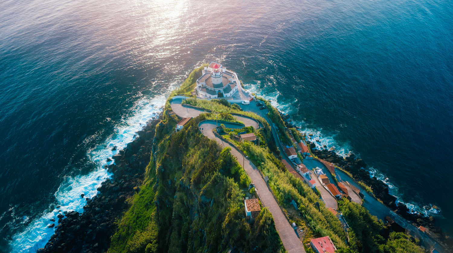Farol do Arnel Lighthouse, São Miguel Island