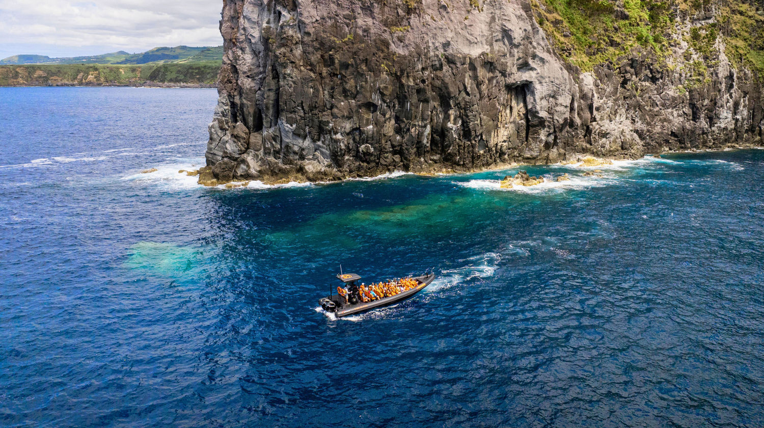 <b>The Wild North Coast Boat Tour (Included)</b>