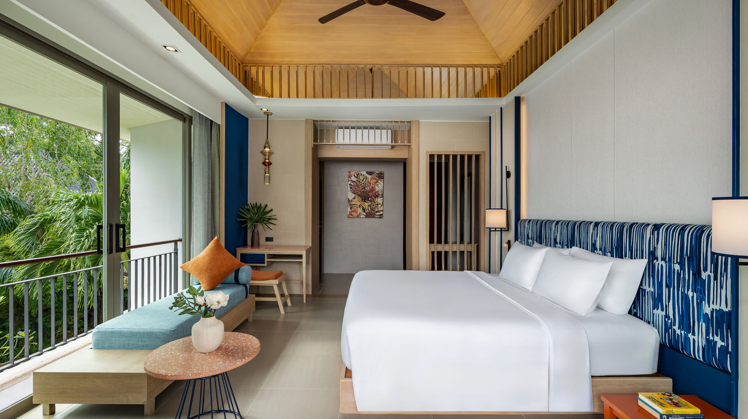 Room, Mandarava Resort and Spa, Karon Beach