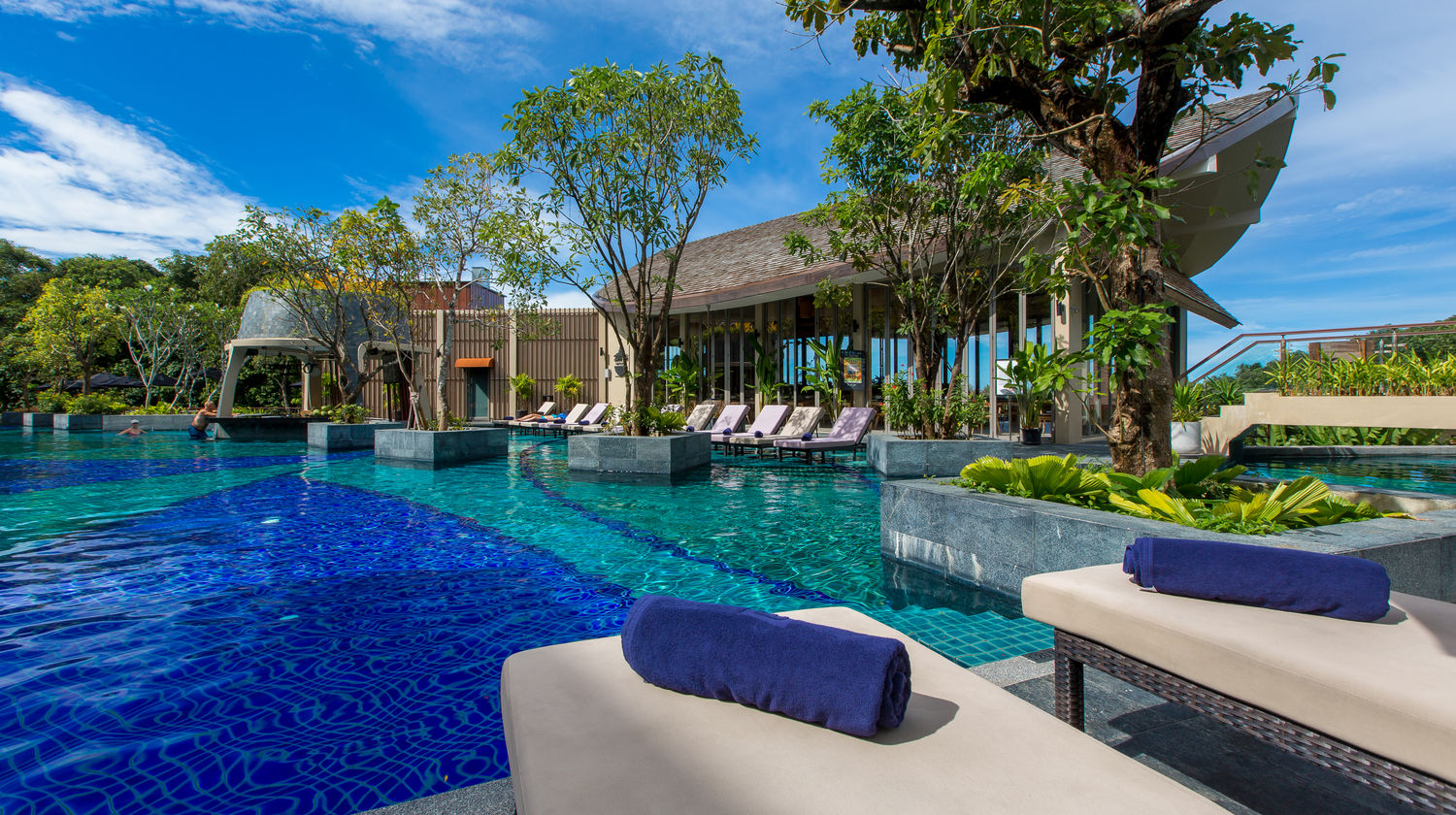 Coconut Pool, Mandarava Resort and Spa, Karon Beach