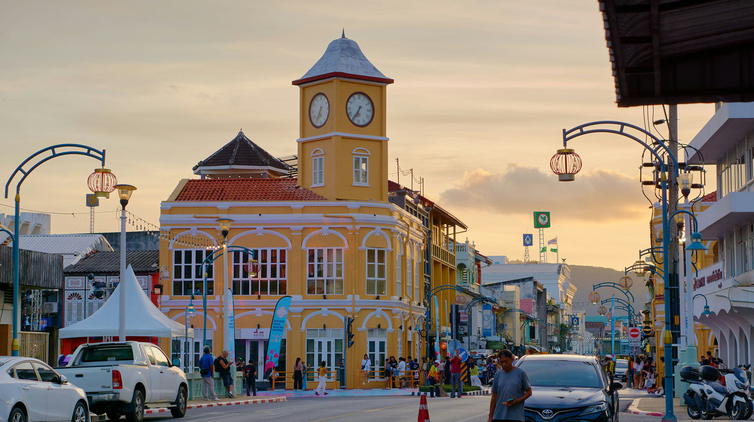 <p>Phuket Old Town</p>