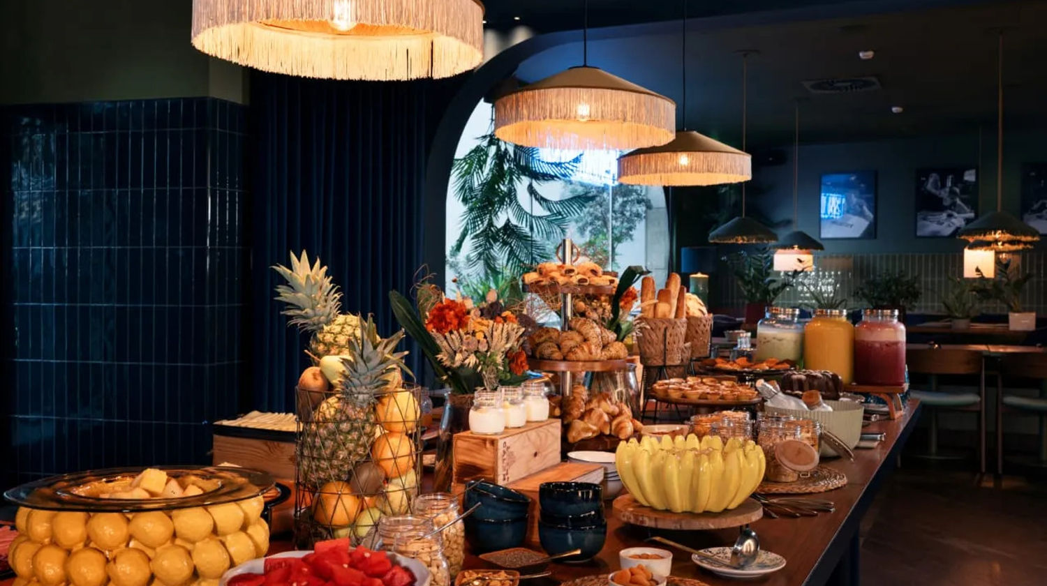 chic&basic Gravity Hotel Breakfast, Porto, Portugal