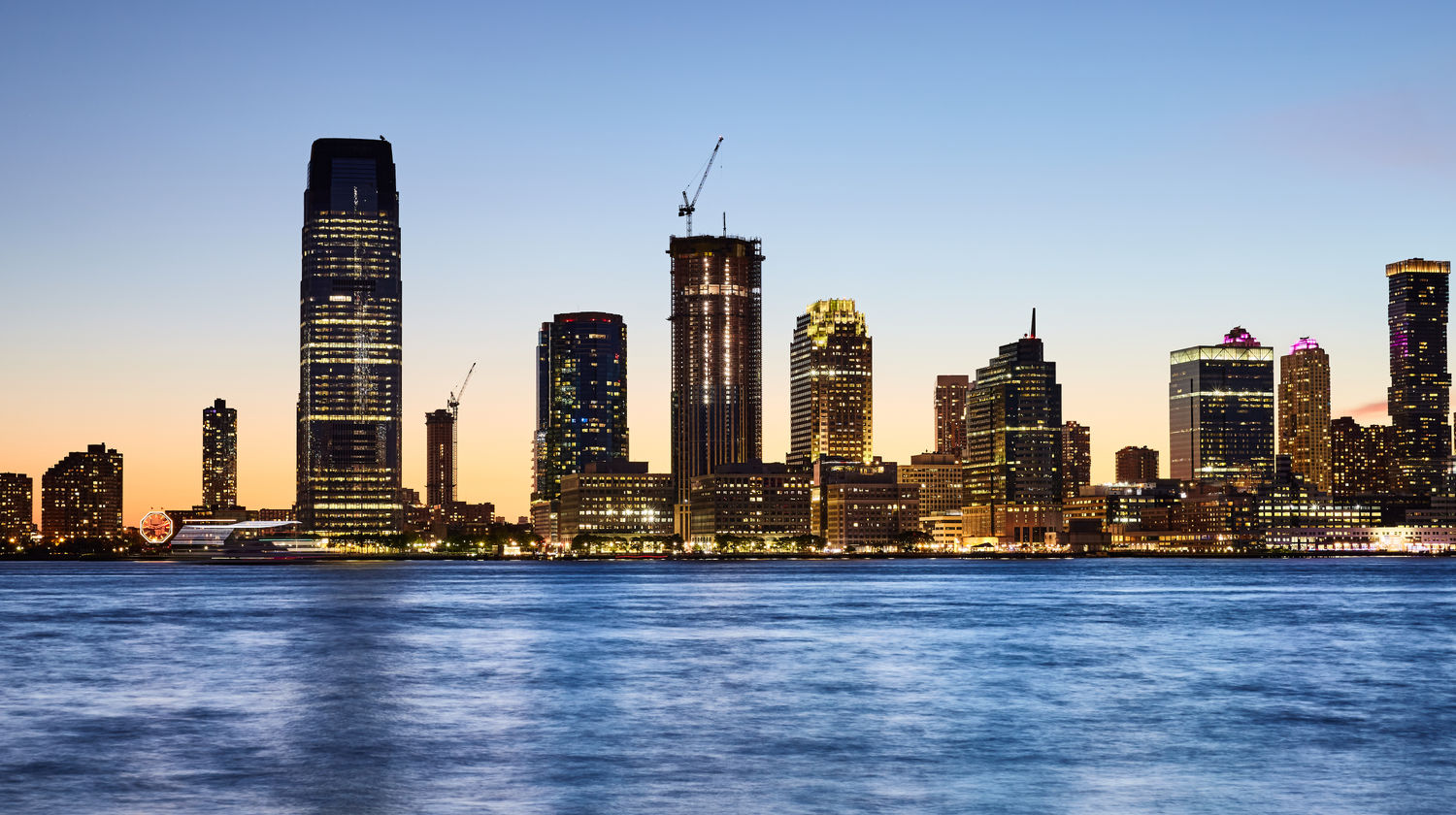 <strong>Cruise Disembark at Cape Liberty, Nj (Ny Metro) & Return Flight </strong>