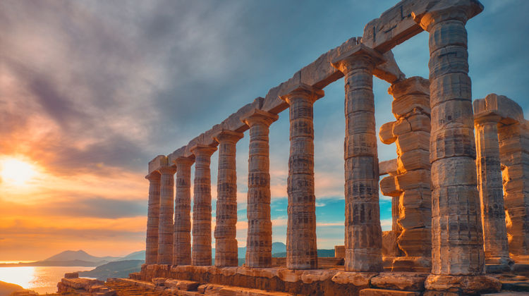 <p><strong>Return to Athens &amp; Disembarkation: 5:00 AM</strong></p>
