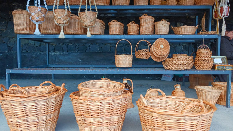 Wicker Work at Santana's Farmers' Market, photo by our Quality Assurance Analyst Marina