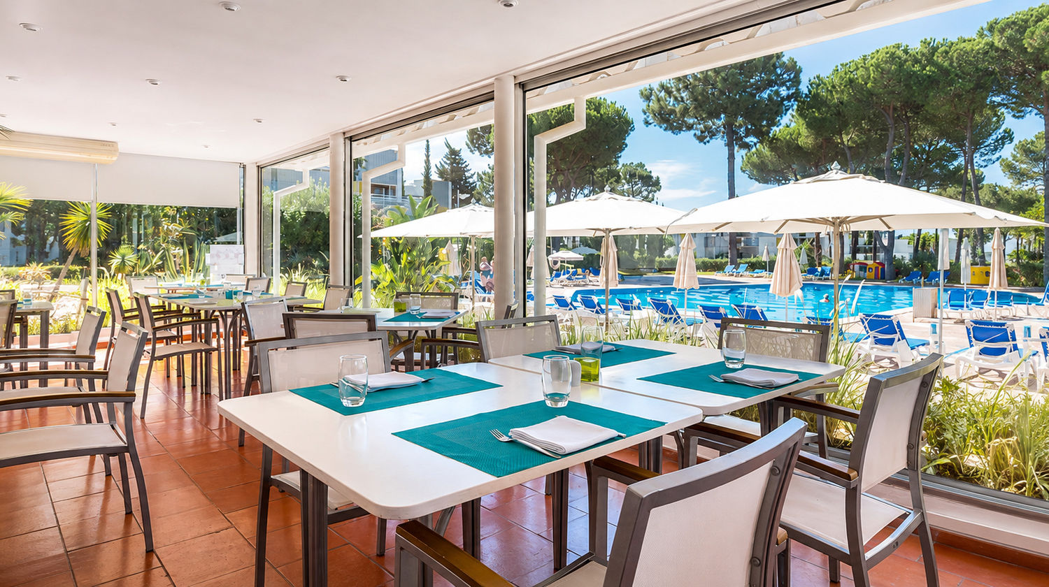 Poolside Restaurant, Pinhal da Marina, Vilamoura