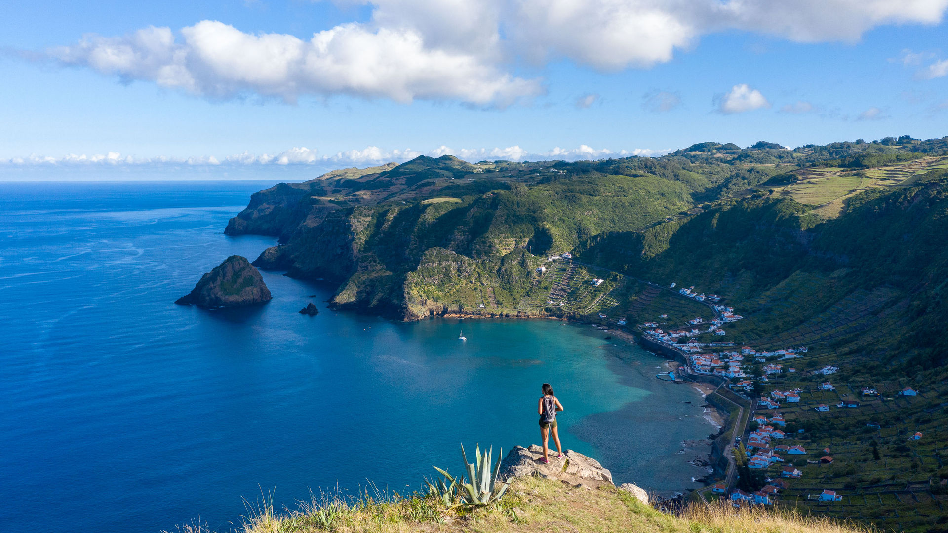 São Lourenço Bay, Santa Maria Island