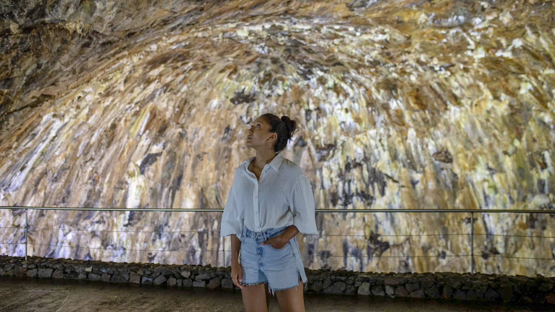 Algar do Carvão, Terceira Island