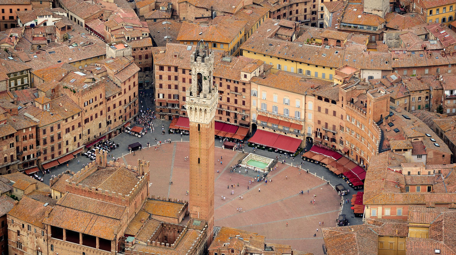 Piazza del Campo, Siena, Italy