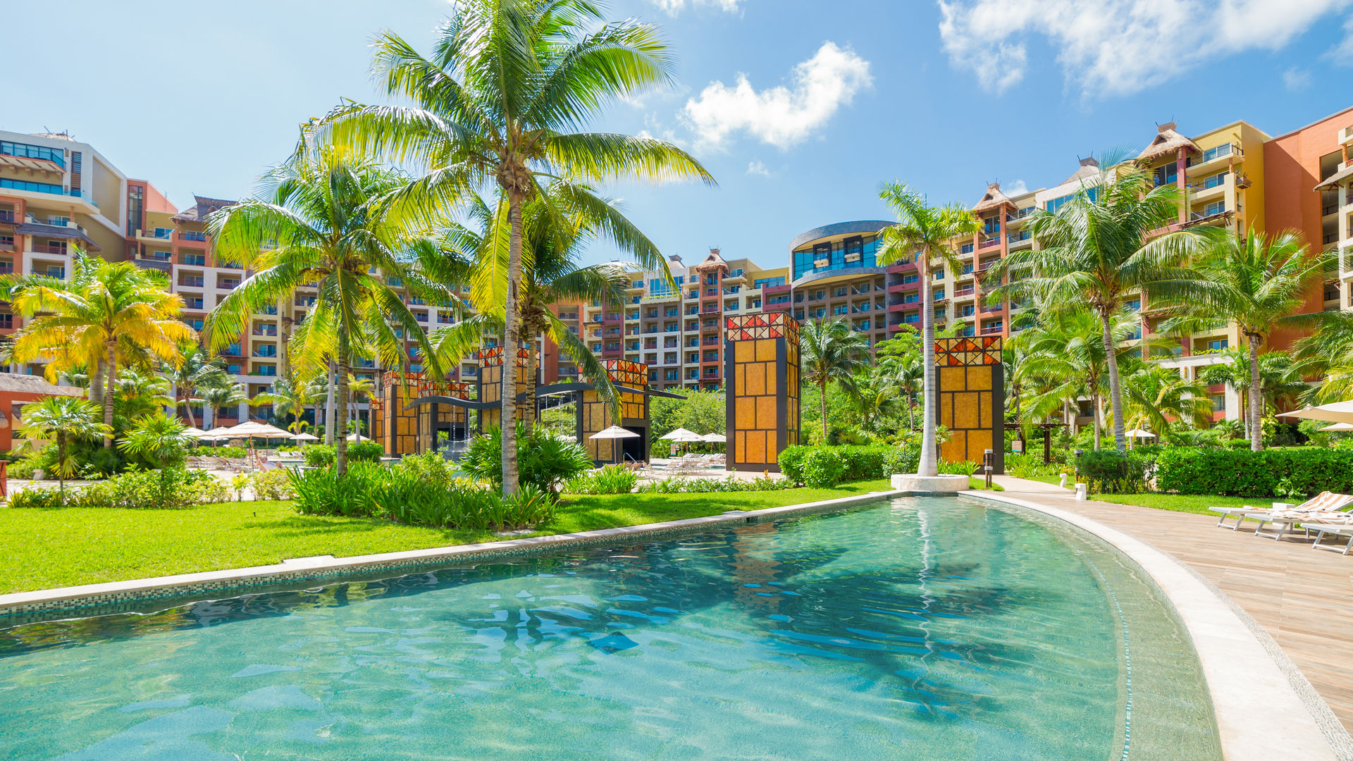 Villa del Palmar Cancun