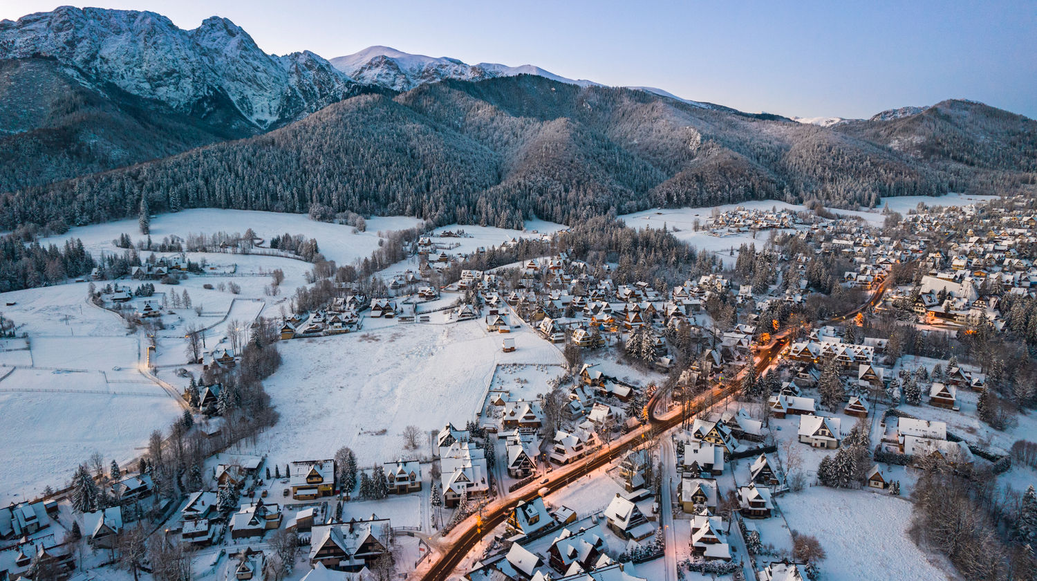 <b>Full-Day Tour to Zakopane with Funicular Ride & Local Tasting (Included)</b>