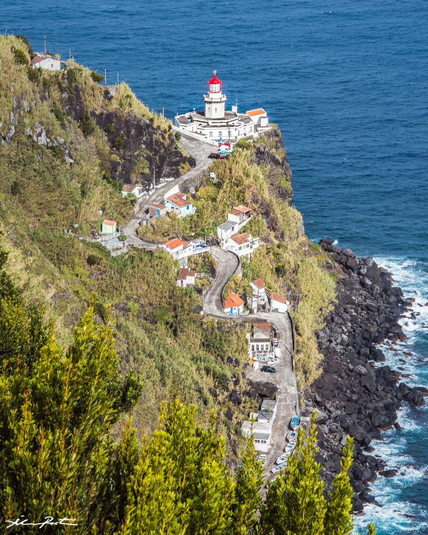 Passeios pedestres: Caminhada Faial da Terra + Passeio de Carrinha ao Nordeste