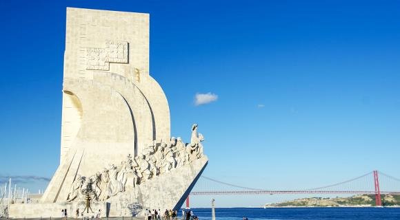Hop on Hop Off: Lisbon All in One ticket: Hop-On Hop-Off Bus, Tram and Boat (72H)