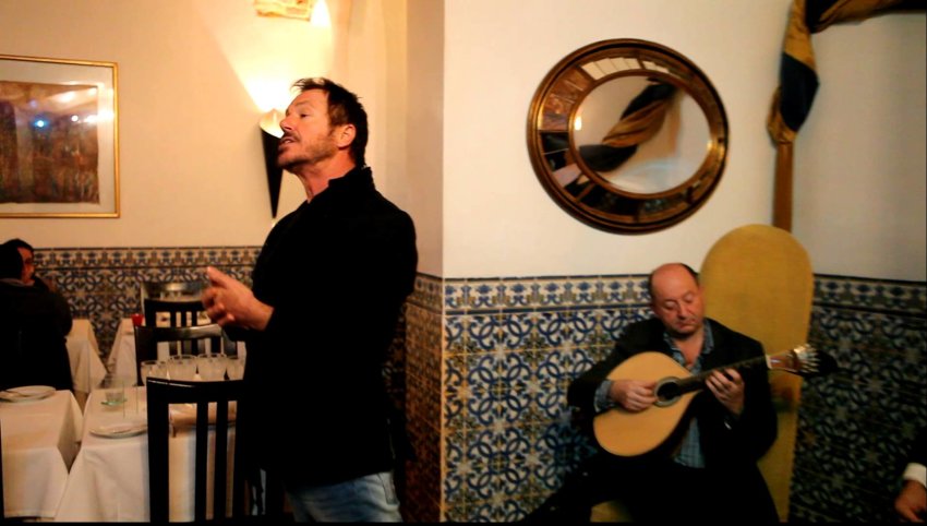 Sightseeing Tours: Fado & Food Tour