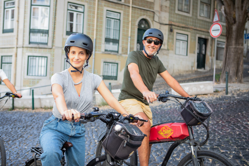 Electric Bike Tours: E-Bike Up The Hills Tour