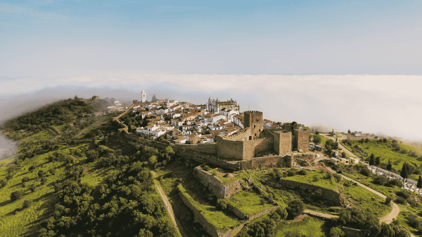 Sightseeing: Évora & Monsaraz with Wine Tasting