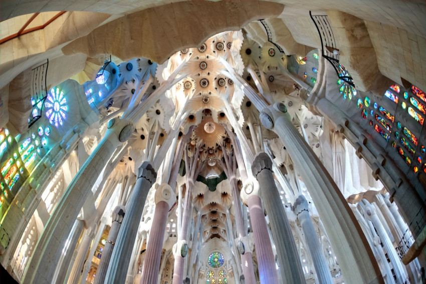 Sightseeing: Fast Track Sagrada Familia Guided Tour