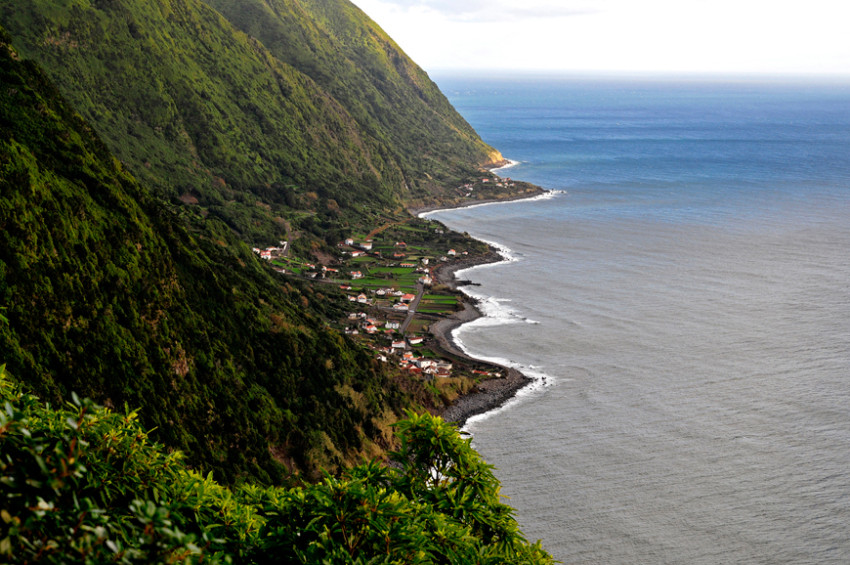 Trilho Pedestre: Serra do Topo para Fajã dos Vimes - Meio Dia