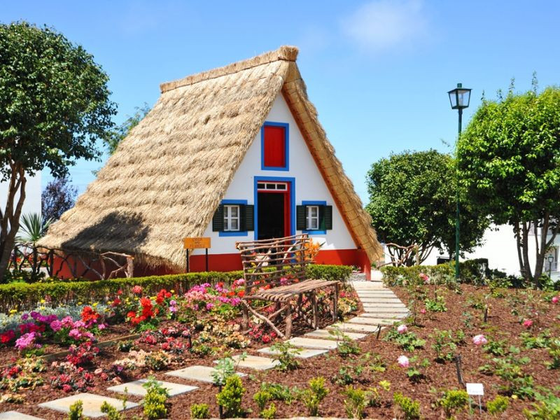 Experience Pack: Best of Madeira (3 Guided Tours + 1 Thematic Dinner)