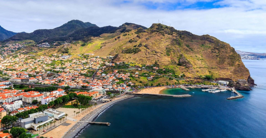 Experience Pack: The Best of the East & West in Madeira