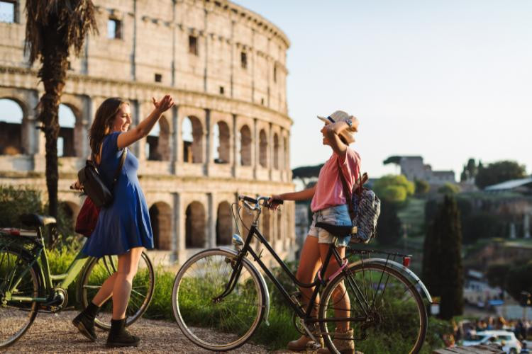 Sightseeing Tours: Rome Photographic Hot Spots Bike Tour with Personal Photoshoot