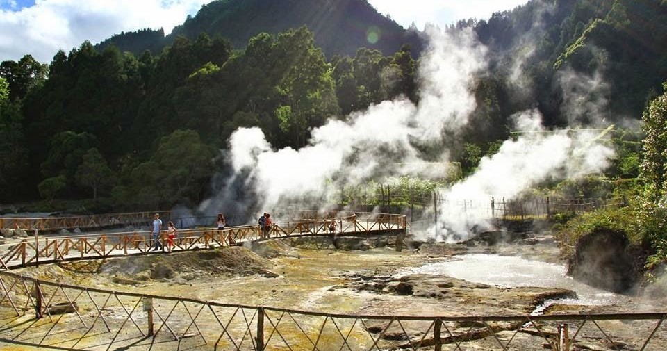 Passeios de Carrinha: Furnas (Dia Inteiro)