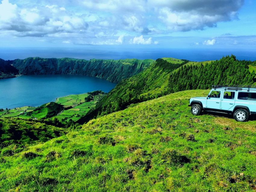 Passeio Guiado de Jeep : Meio Dia Sete Cidades 