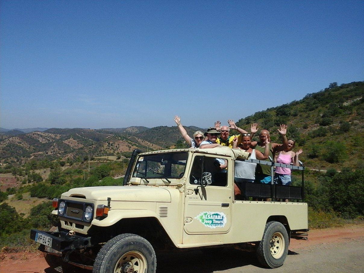 Jeep Tour: Full Day with Lunch