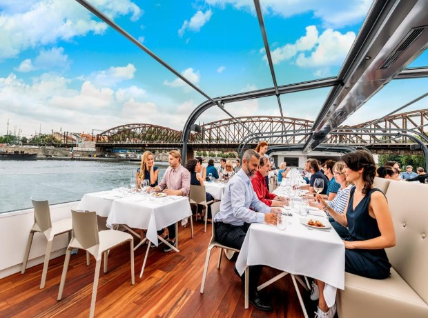 Food & Wine: Vltava River Lunch Cruise