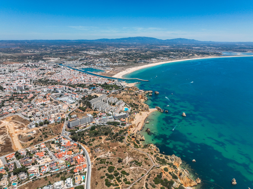 Bus Tour: Grand Lagos & Cape St. Vicent
