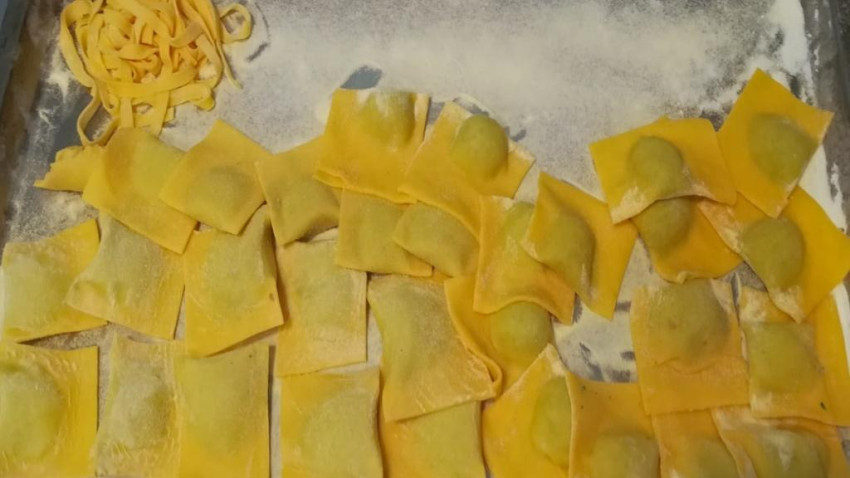 Gastronomia & Vinhos: Aula de culinária de massas artesanais e sobremesas típicas