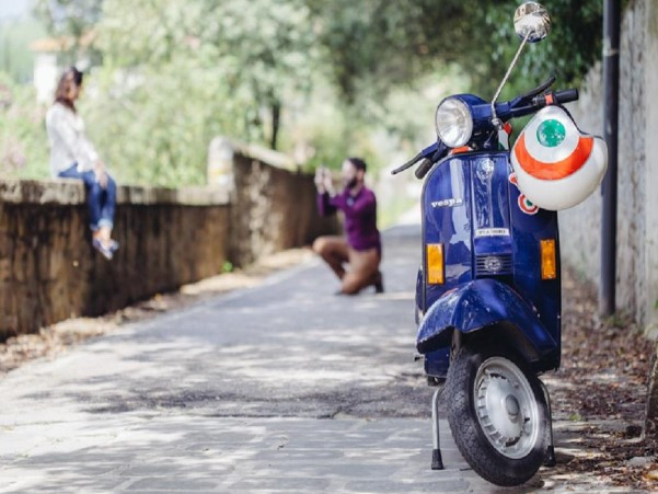 Sightseeing Tours: Tuscany Vintage Vespa Tour from Florence (2 people)