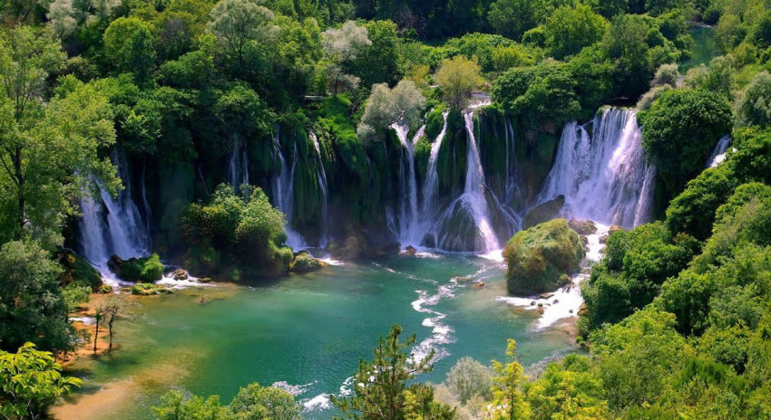 Sightseeing Tours: From Dubrovnik: Mostar and Kravica Waterfall Day Trip