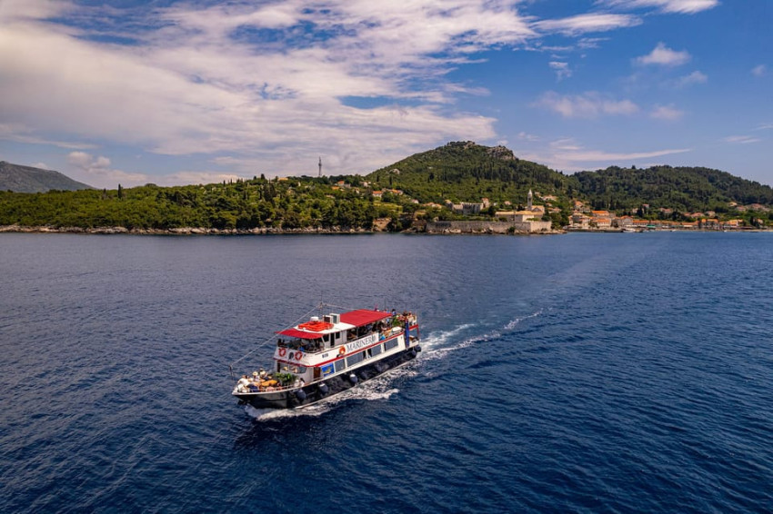 Sightseeing Tours: Elaphite Island Cruise with Lunch and Drinks