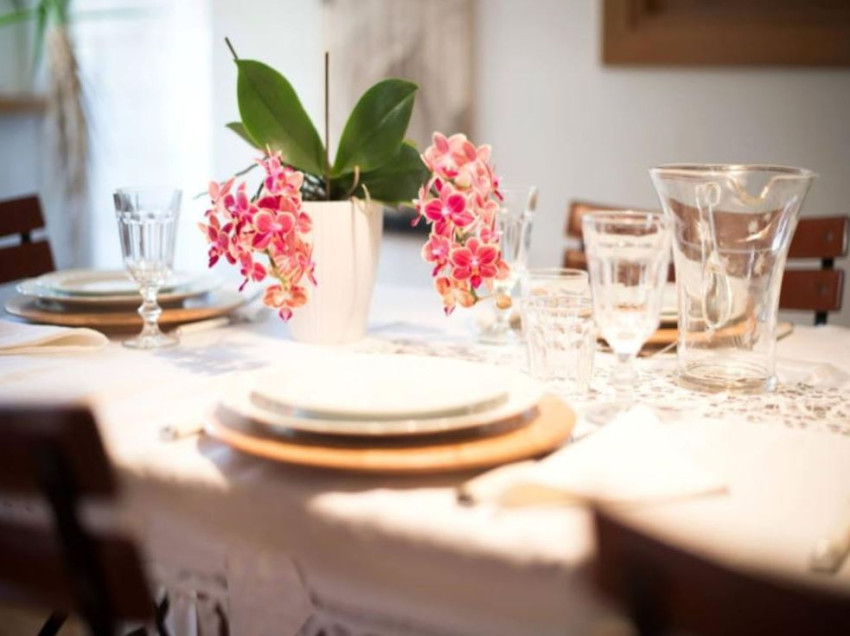 Gastronomia & Vinhos: Dining Experience in a Local's Home