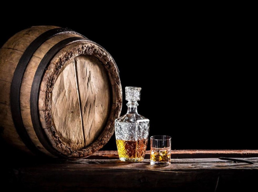Thematic Tours: A Whisky Journey: Drams and Distilleries – Small Group Tour