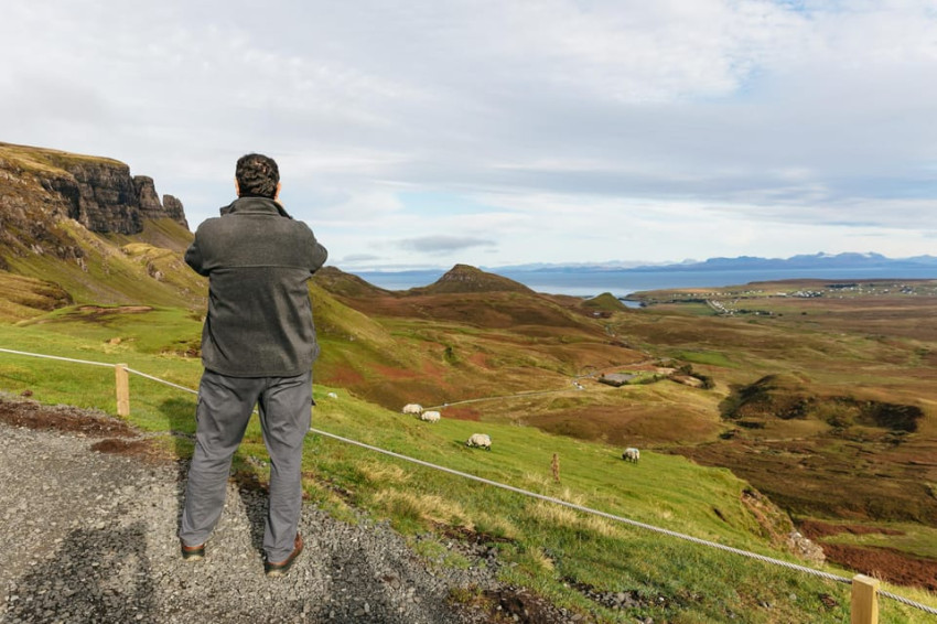 Thematic Tours: From Inverness: Isle of Skye and Eilean Donan Castle Tour