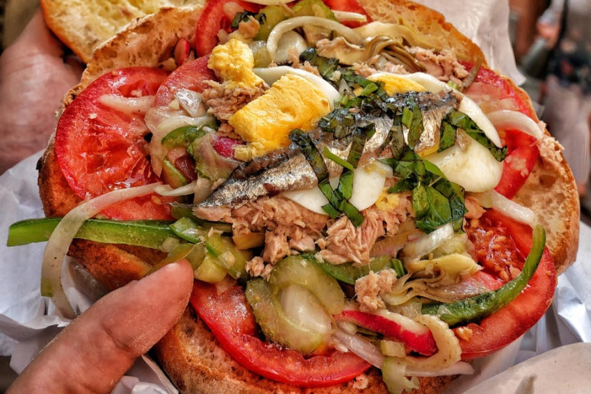 Gastronomia:  Excursão a pé pela gastronomia provençal com degustações