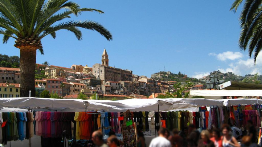 Passeios Turísticos: Visita ao Mercado Italiano, Menton e La Turbie Tour