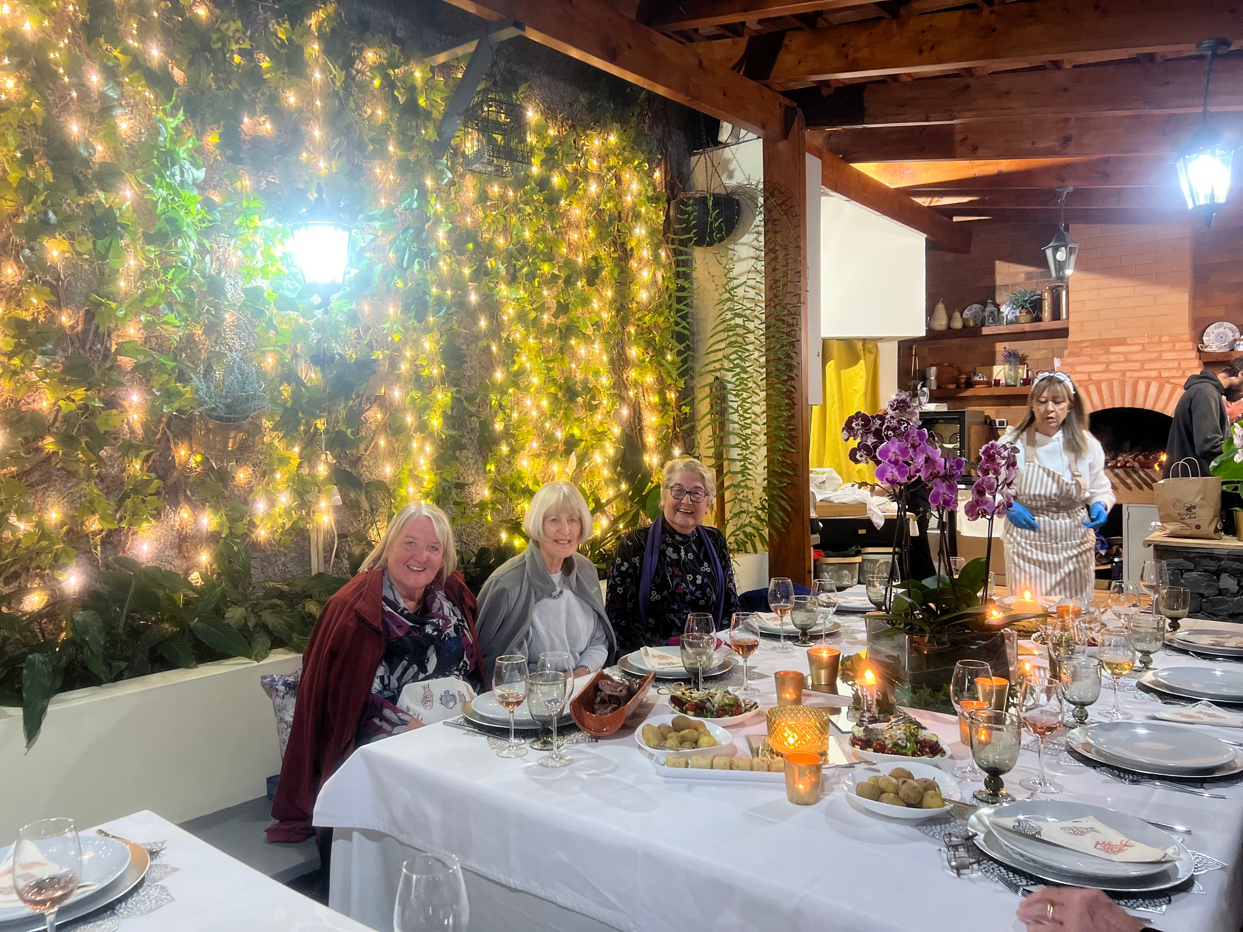 Food & Wine: Dinning with Locals