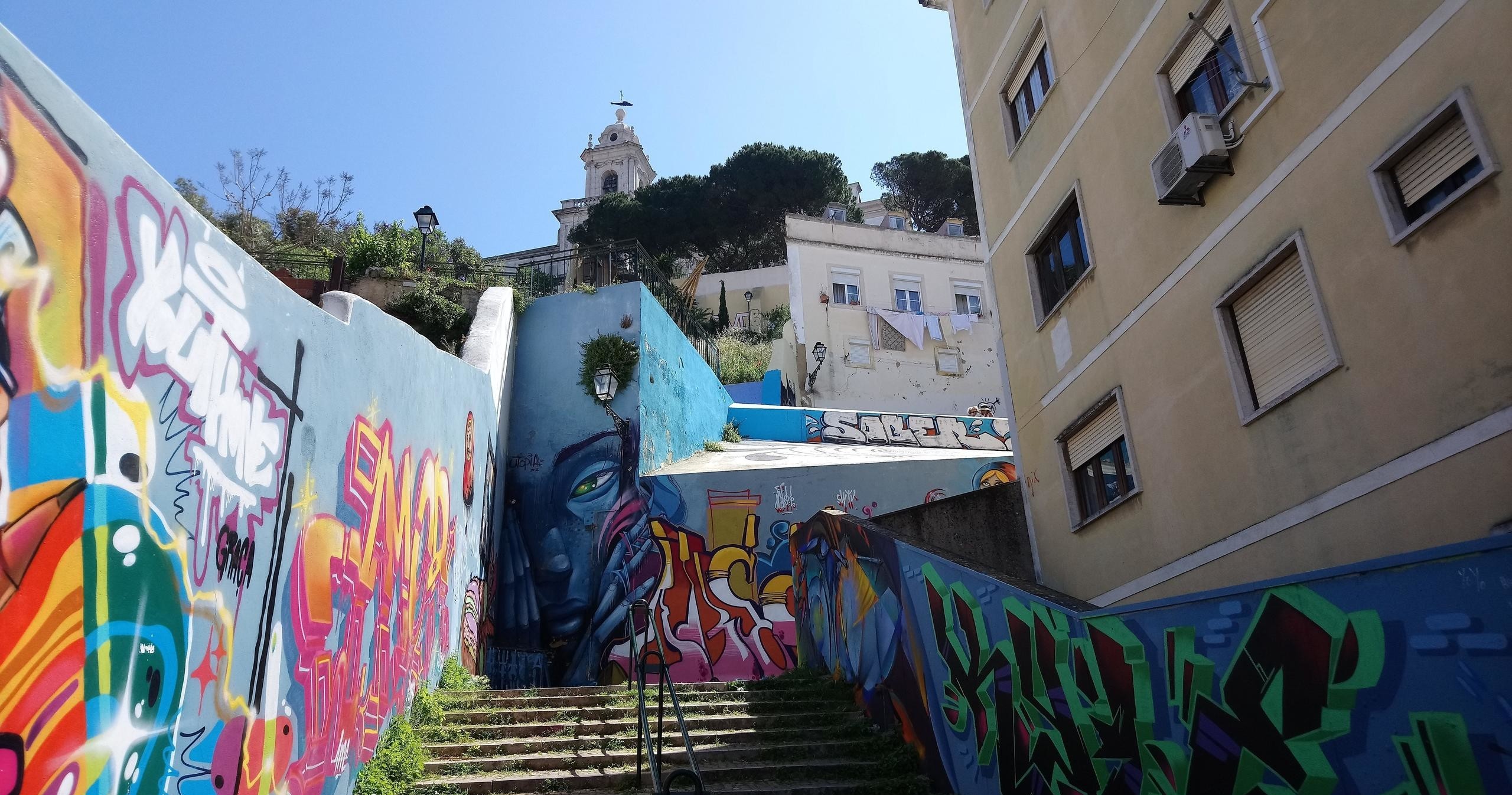 Van Tour: Lisbon Street Art Mecca