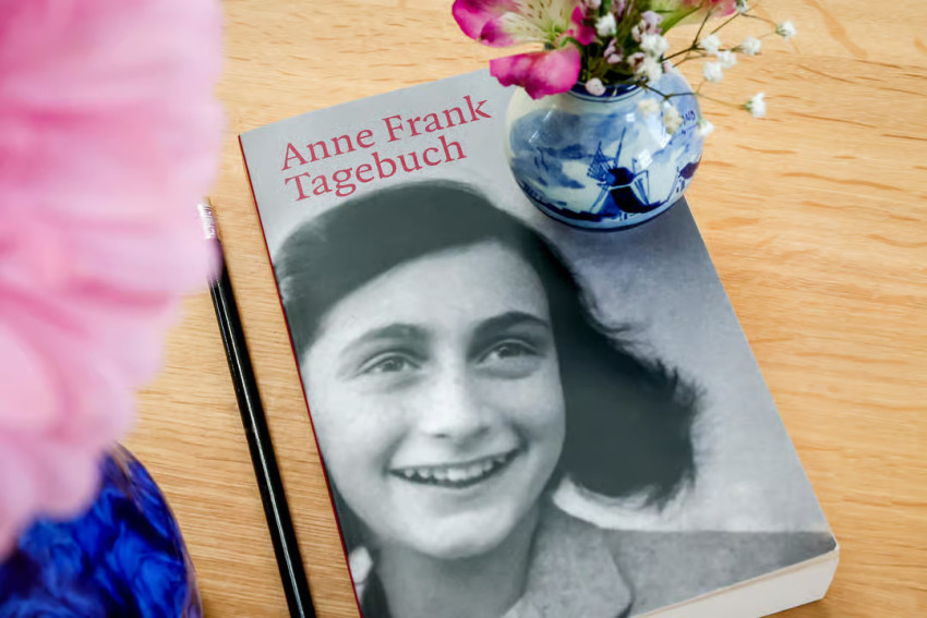Cultural: Amsterdam: Anne Frank Guided Walking Tour in small group