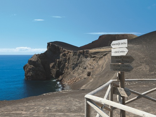 Passeios de Carrinha: Volta à Ilha do Faial - Meio dia (com partida da Horta)