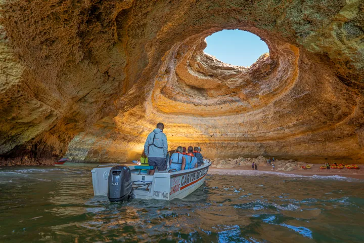 Boat : Portimão: Benagil Tour 