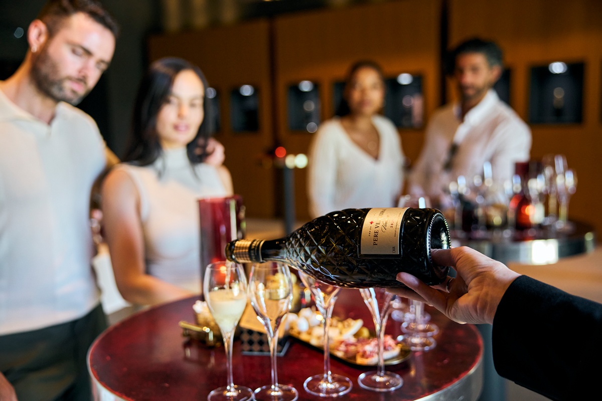 Sightseeing: Barcelona: Penedés Wine & Cava Tasting & 4wrd Vineyards Experience